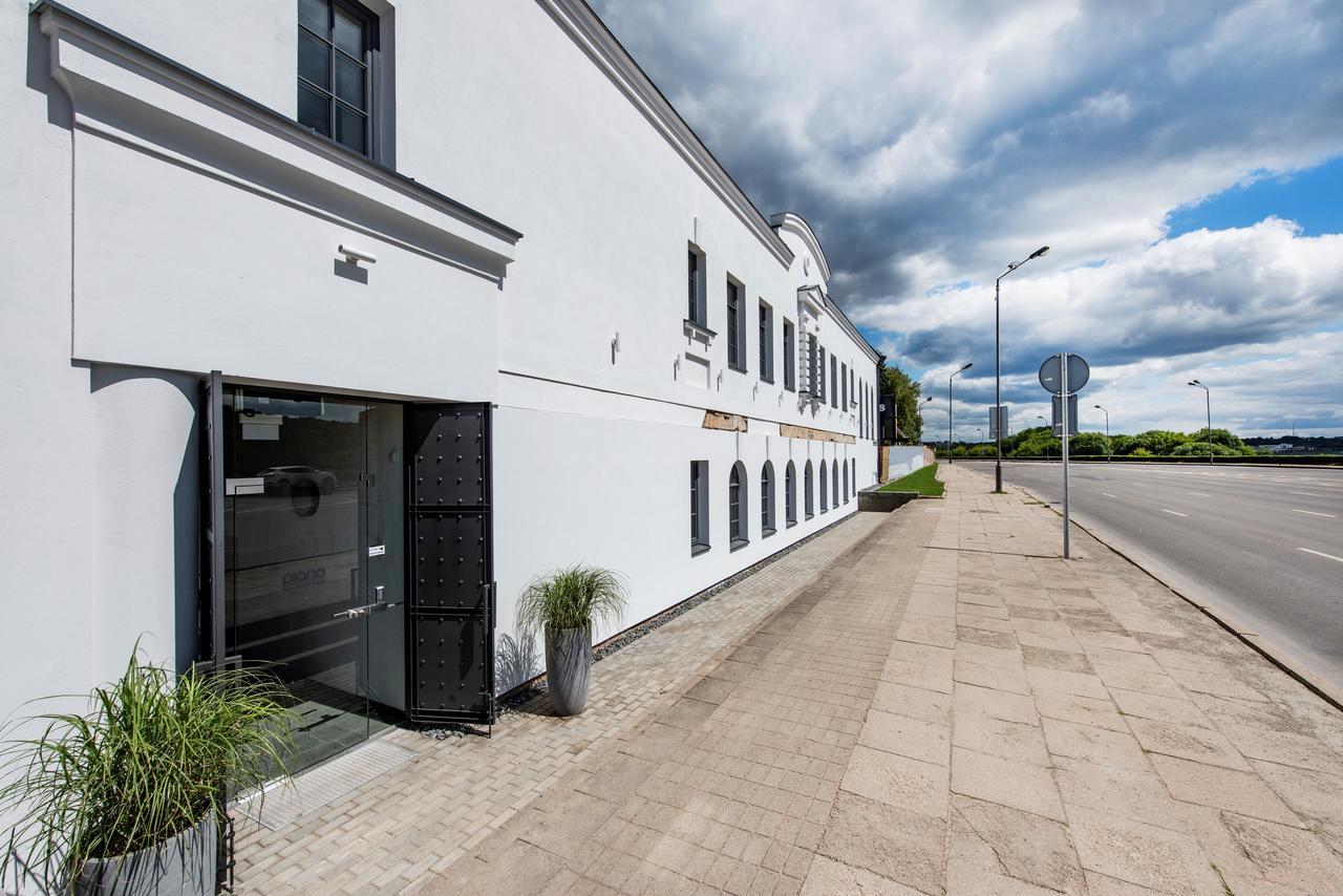 Piano Apartments Каунас Екстер'єр фото
